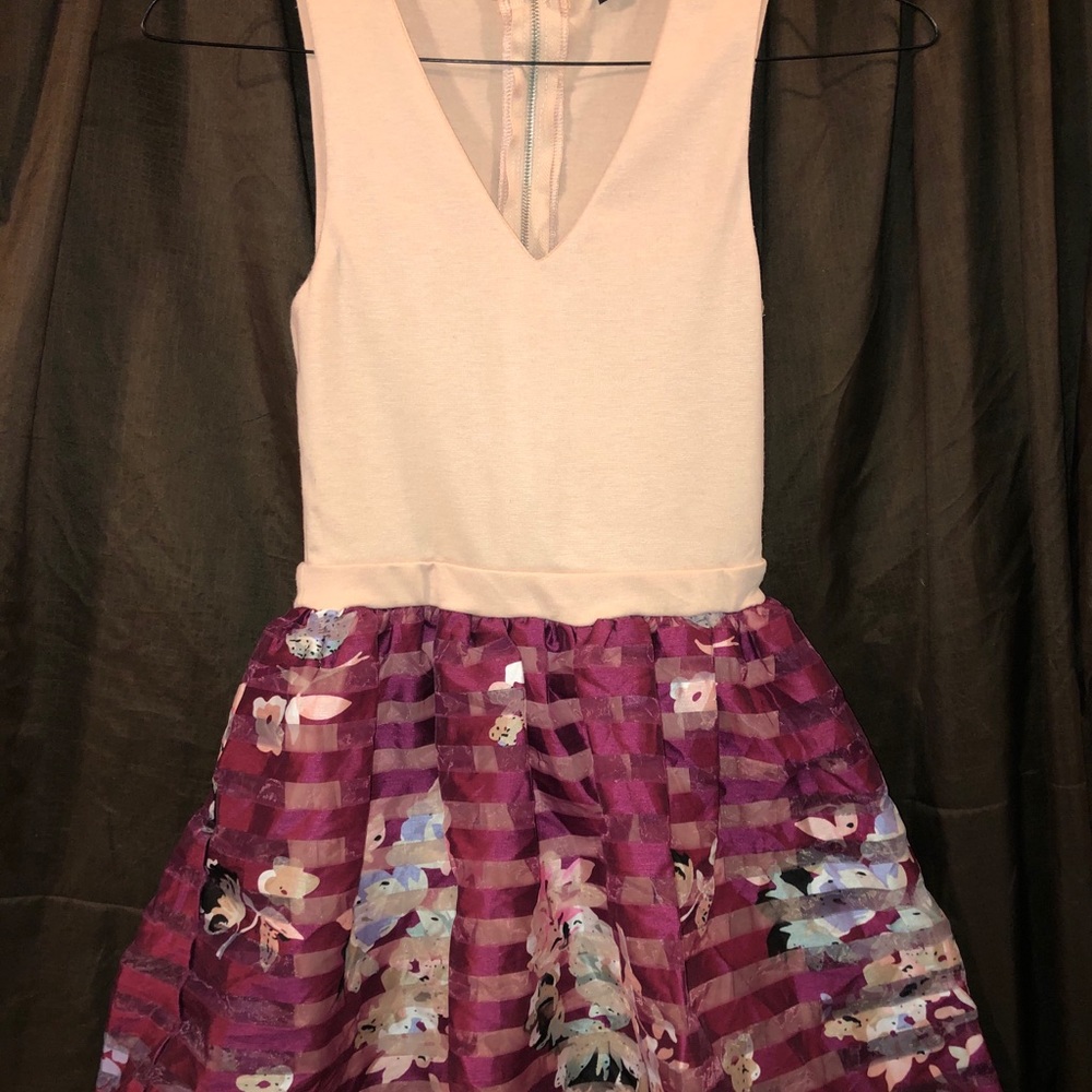 Dress - Picture 2 of 3
